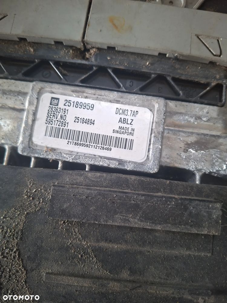 KOMPUTER SILNIKA 2.0 VCDI CHEVROLET ORLANDO 25189959 - 1