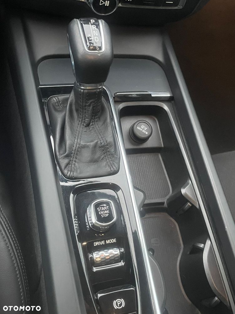 Volvo V60 D3 Geartronic Momentum - 23