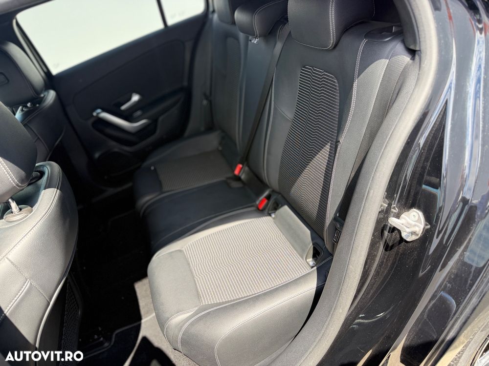 Mercedes-Benz A 180 d Sedan 8G-DCT AMG Line - 21