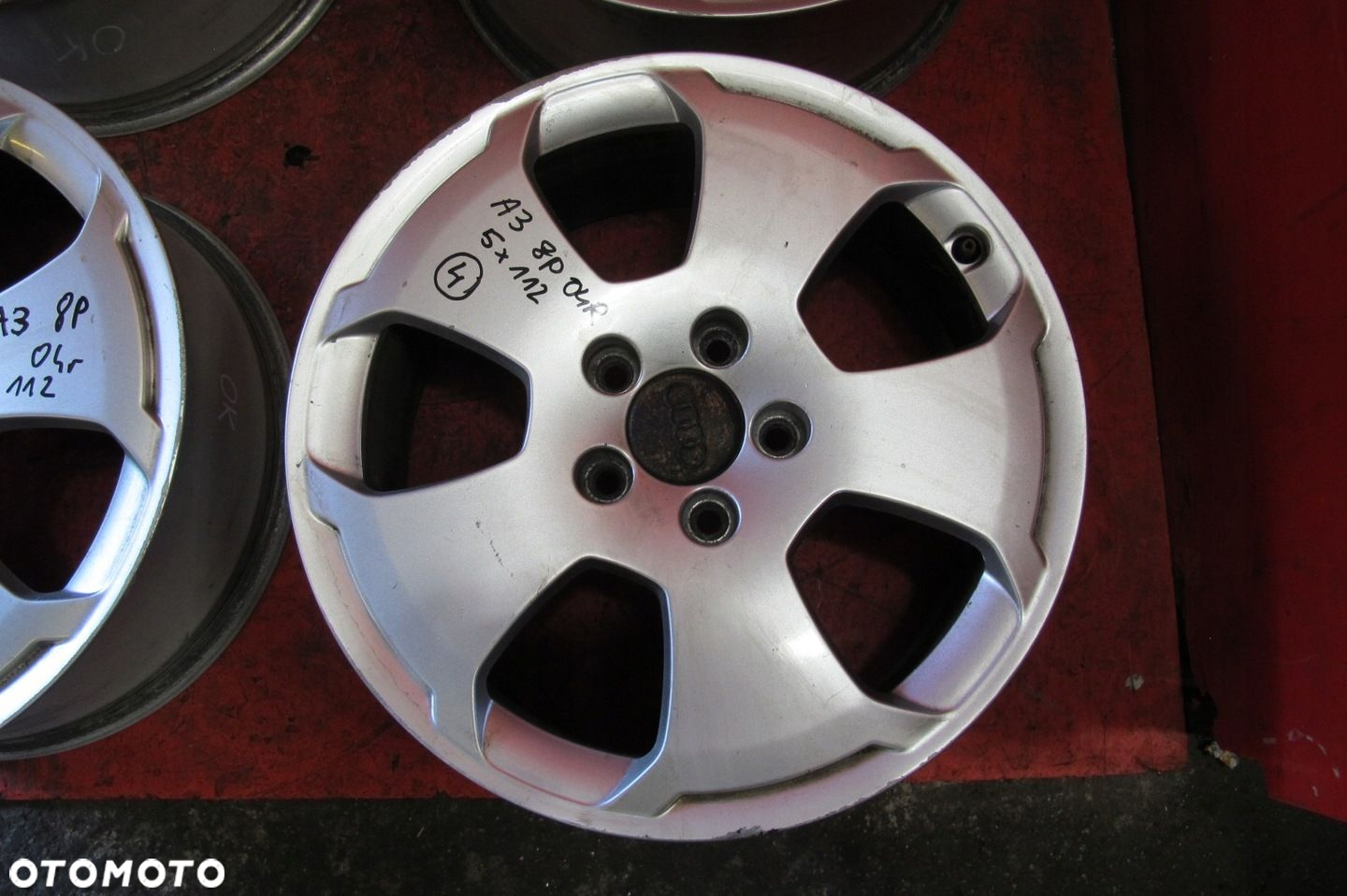 AUDI A3 8P 8P1 FELGI ALUMINIOWE 17 7.5J 5x112 ET56 8P0601025C KOMPLET - 8
