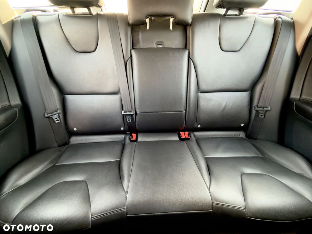 Volvo XC 60 D4 AWD Geartronic Summum - 25