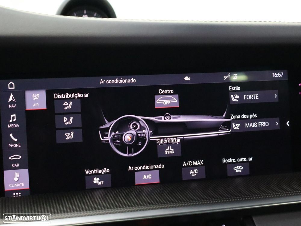 Porsche 911 (992) Turbo S PDK - 23