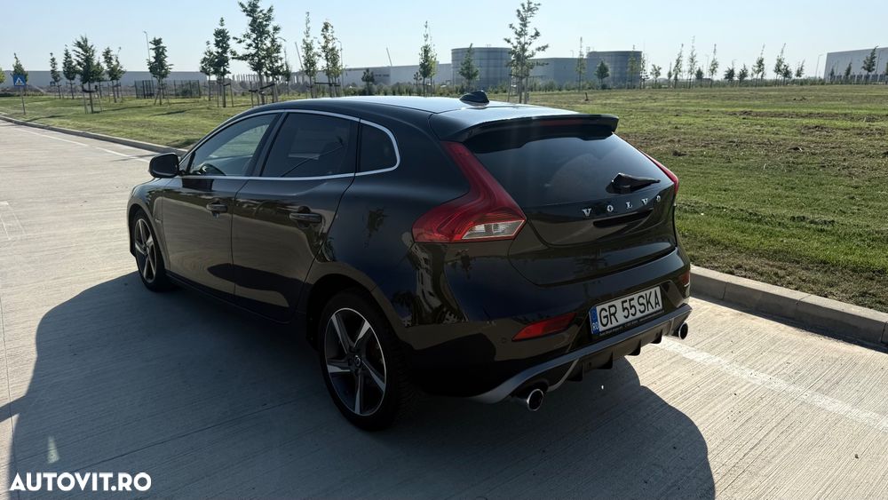 Volvo V40 D3 Aut. R-Design - 8