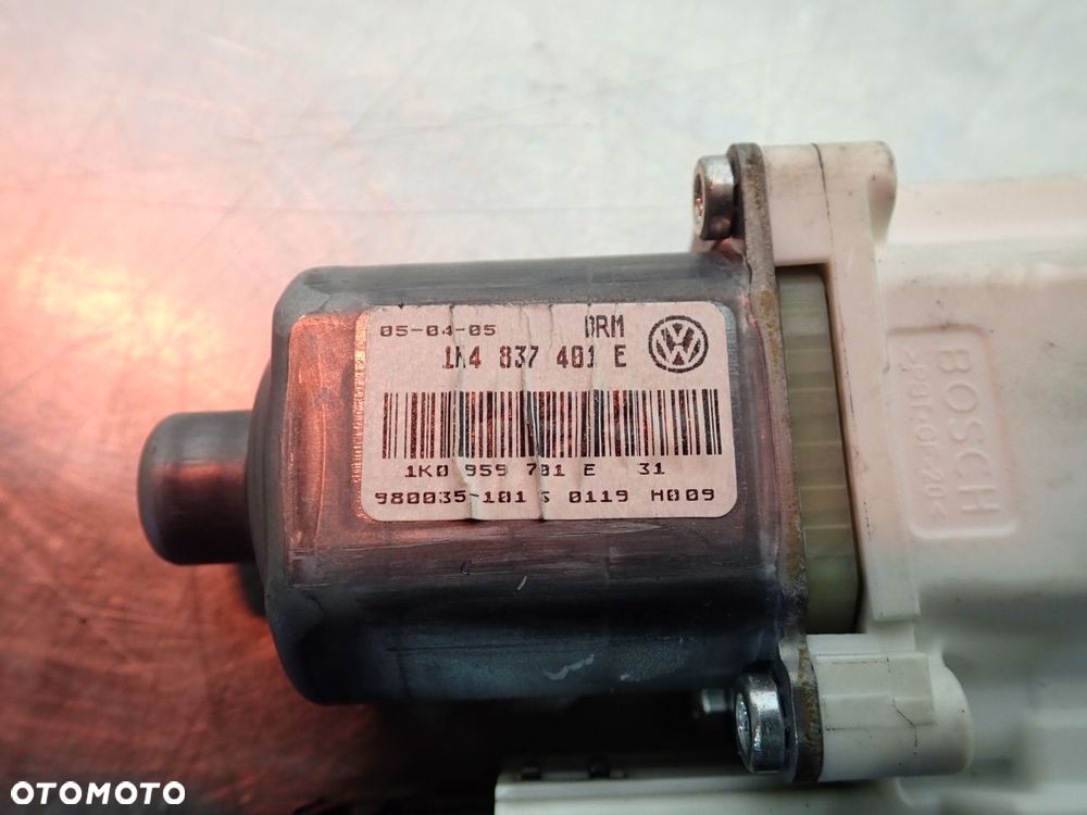 SILNICZEK SZYB LEWY PRZÓD VOLKSWAGEN GOLF V 130822229  1K0959793C   1K4837401E - 5