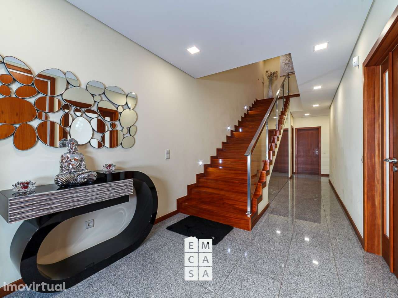 Moradia Geminada T4 Venda em Santa Maria da Feira, Travanca, Sanfins e - Grande imagem: 4/55