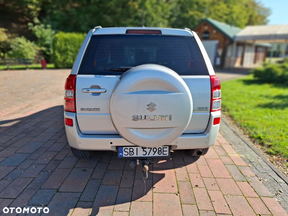 Suzuki Grand Vitara 1.9 DDiS Premium EU5 - 4