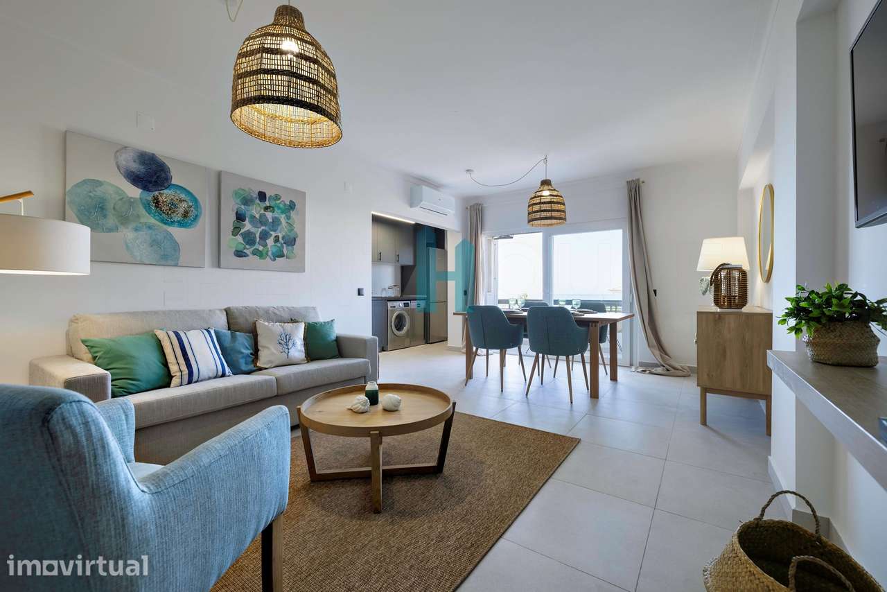 T1+1 Totalmente Remodelado | 1ª Linha de Mar | Praia da Rocha | Vista - Grande imagem: 2/24
