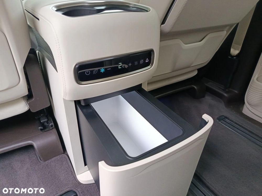 Denza D9 1.5 Elegnace - 17