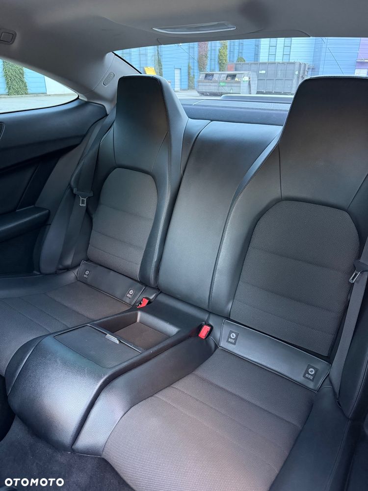 Mercedes-Benz Klasa C 180 BlueEFFICIENCY - 19