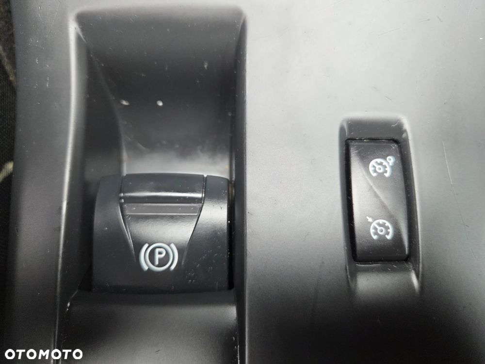 Renault Megane ENERGY TCe 115 Start & Stop LIMITED - 28
