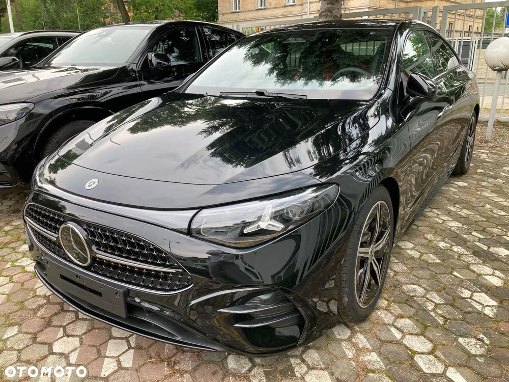 Mercedes-Benz CLA - 27