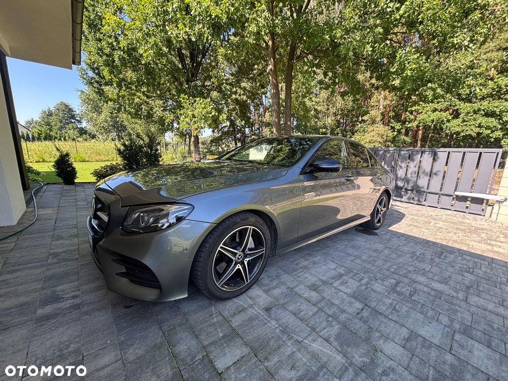 Mercedes-Benz Klasa E 200 d AMG/Avantgarde - 2