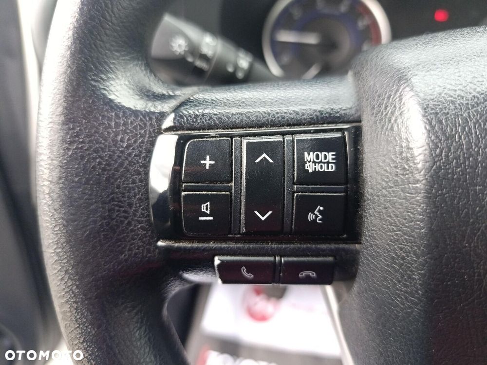 Toyota Hilux 2.4 D-4D Double Cab DLX 4x4 - 36