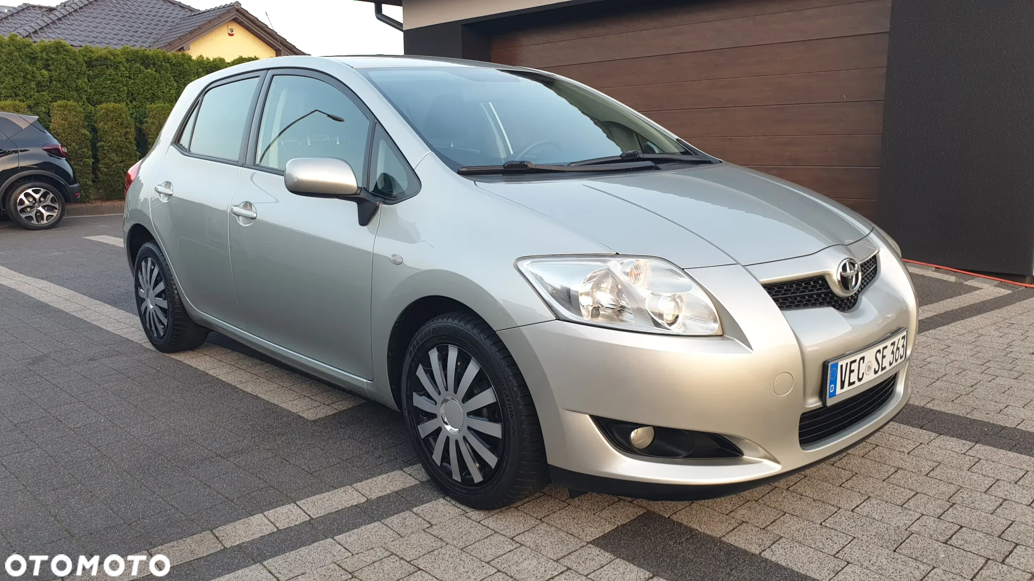 Toyota Auris 1.4 VVT-i Team - 3