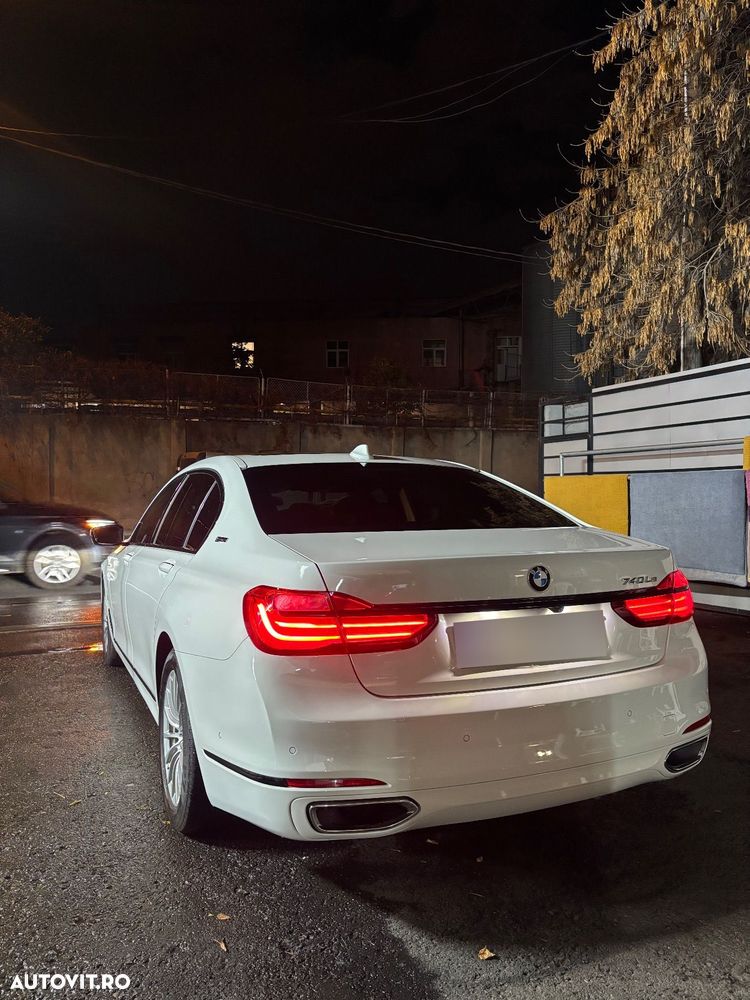 BMW Seria 7 740Le xDrive iPerformance - 2