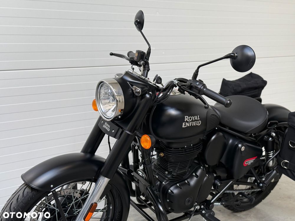 Royal Enfield Classic - 21