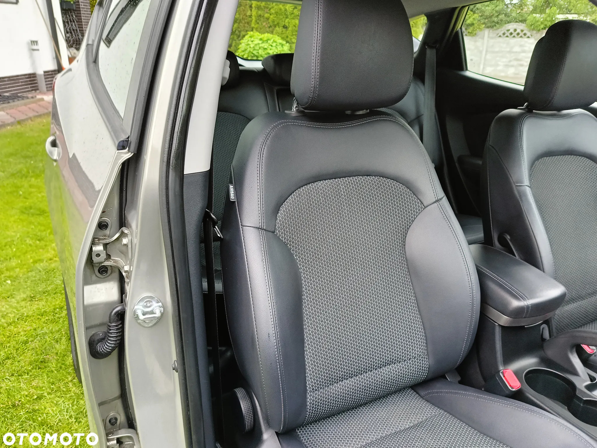 Hyundai ix35 2.0 2WD Comfort - 22