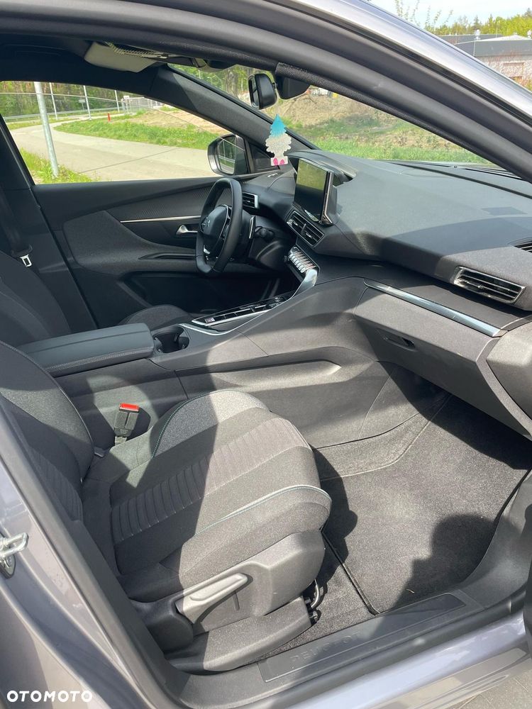 Peugeot 3008 PureTech 130 Stop & Start GPF EAT8 Active Business-Paket - 5