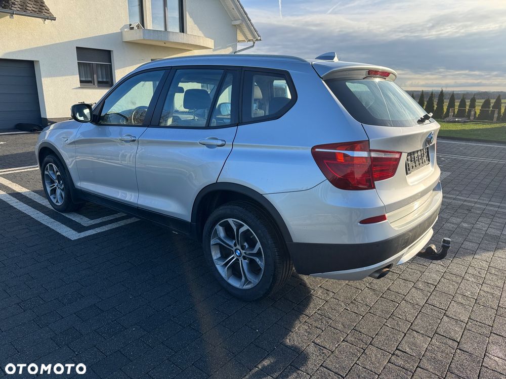 BMW X3 xDrive20d - 13