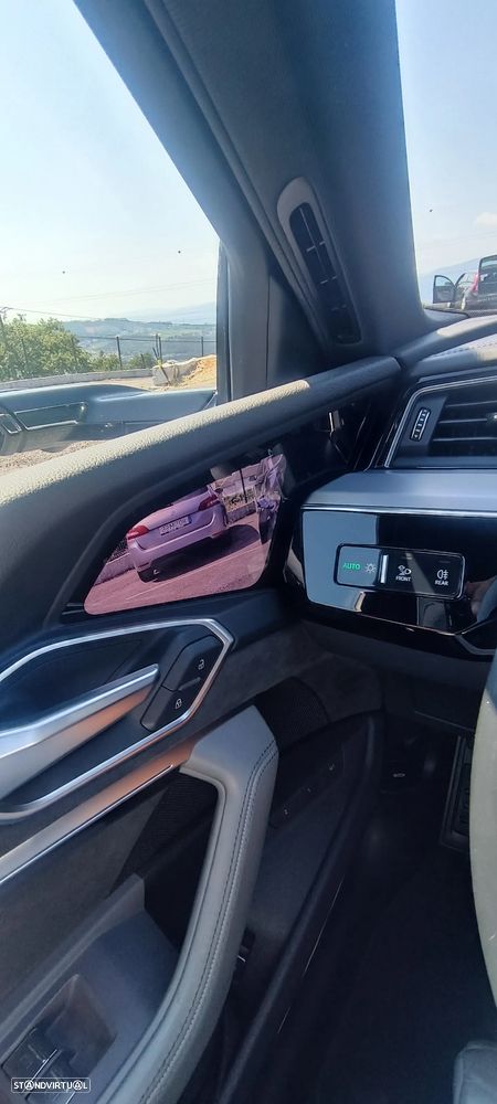 Audi e-tron 50 quattro S line - 11