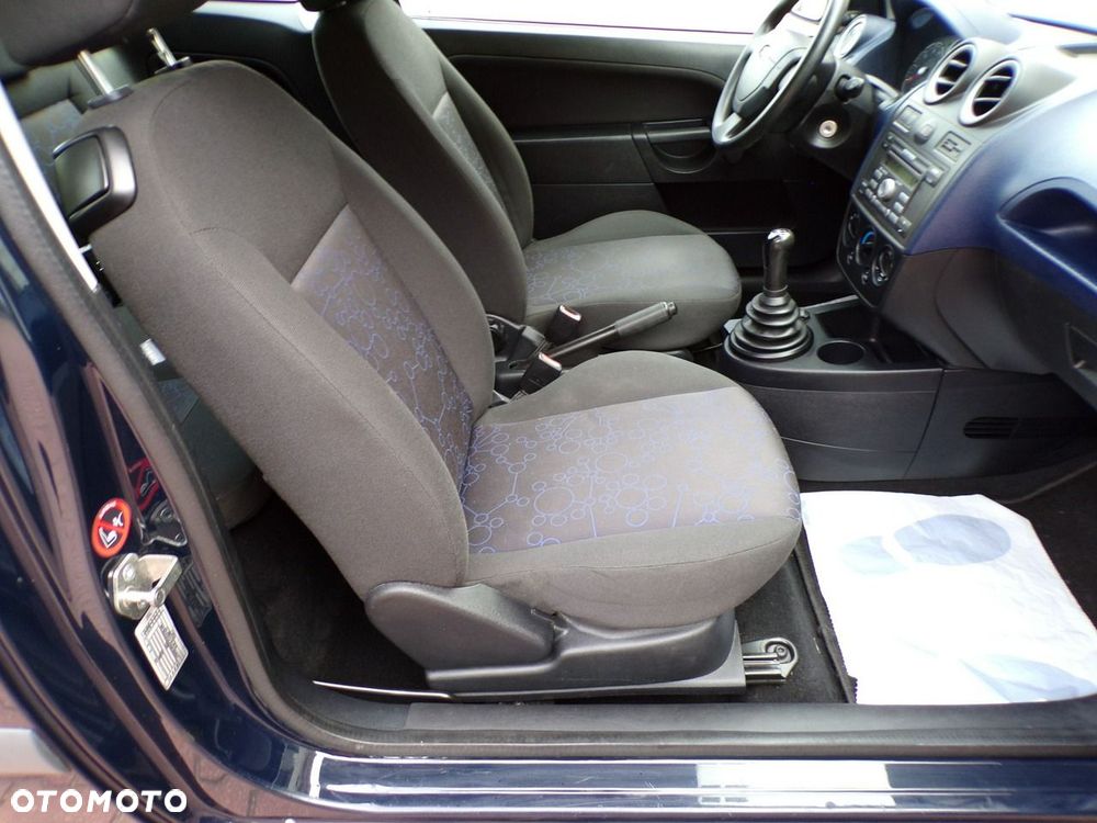Ford Fiesta - 21