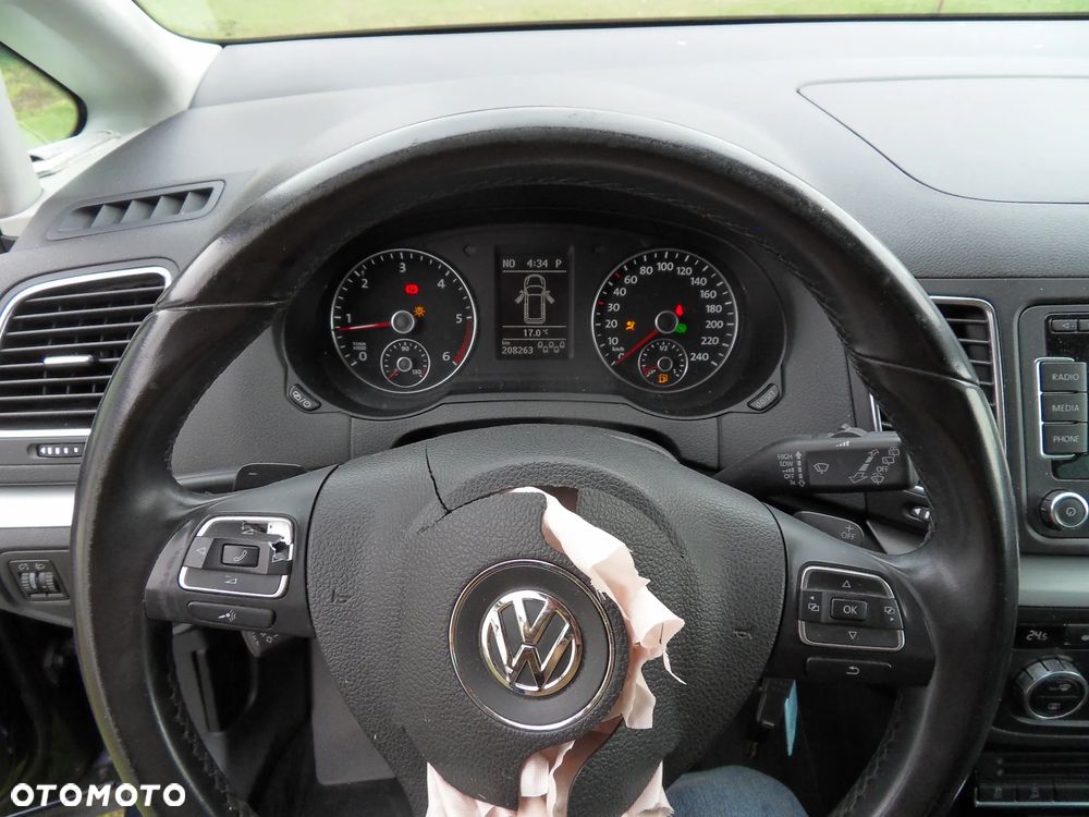 Volkswagen Sharan 2.0 TDI DSG BlueMotion Technology Highline - 18