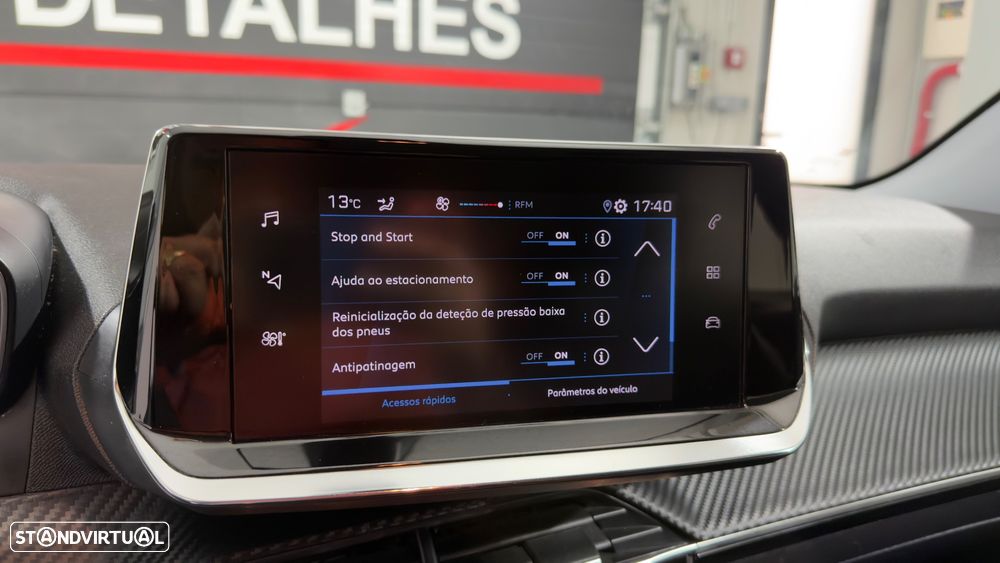 Peugeot 2008 PureTech 130 Allure - 23