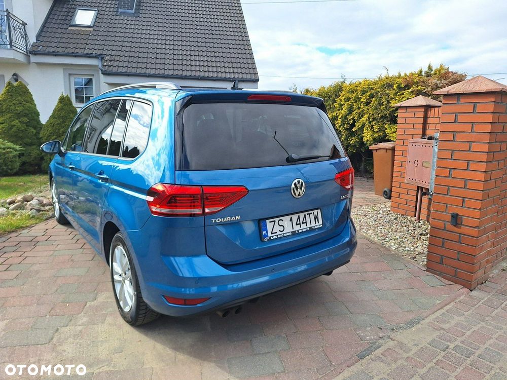 Volkswagen Touran 2.0 TDI BMT Comfortline - 4