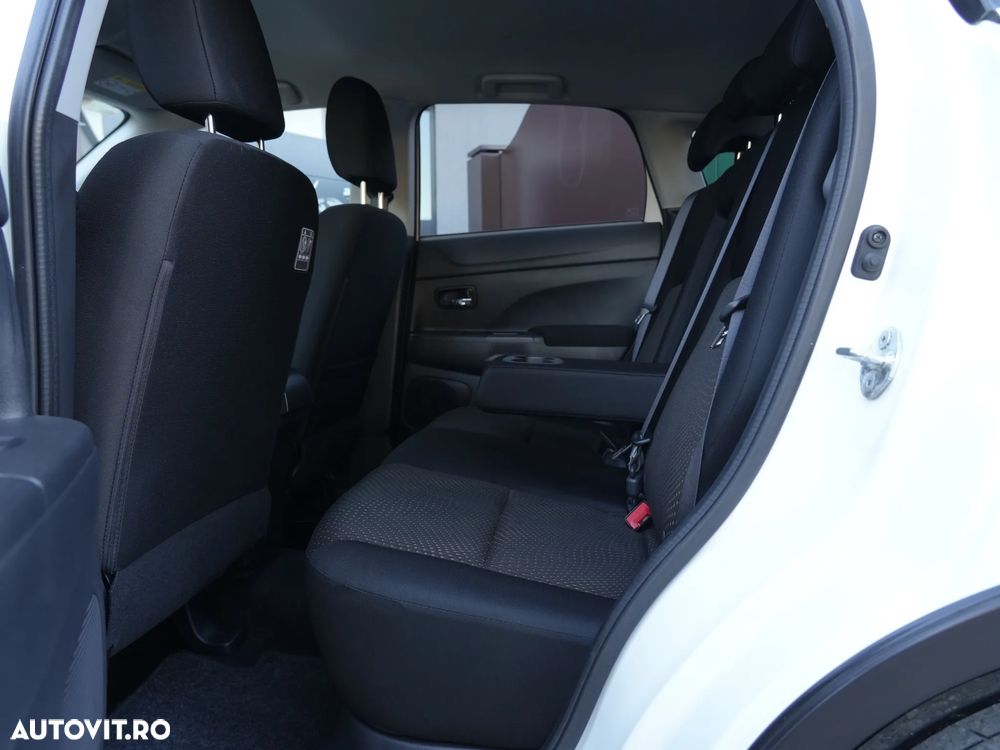 Mitsubishi ASX 1.8 DID 2WD Intense A15 - 10