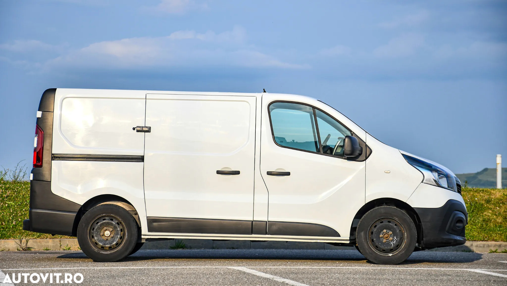 Renault TRAFIC - 6
