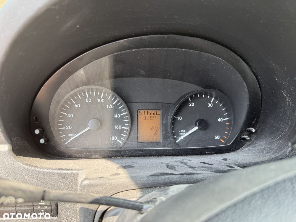 Mercedes-Benz Sprinter - 5