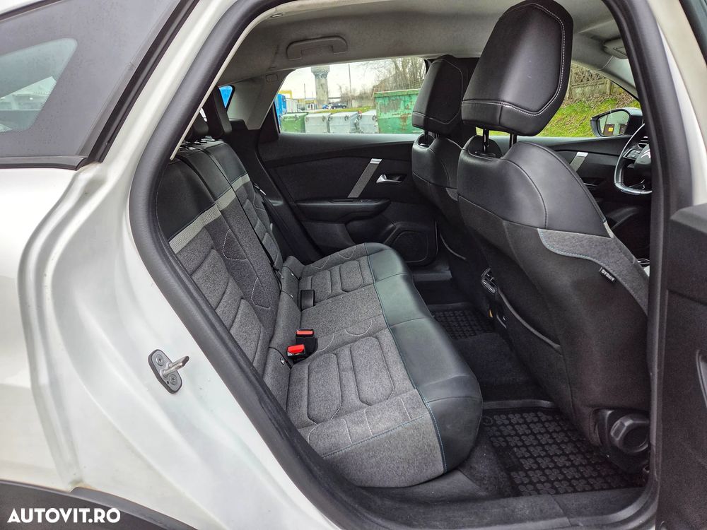 Citroën C4 PureTech 130 Stop&Start FEEL PACK - 20