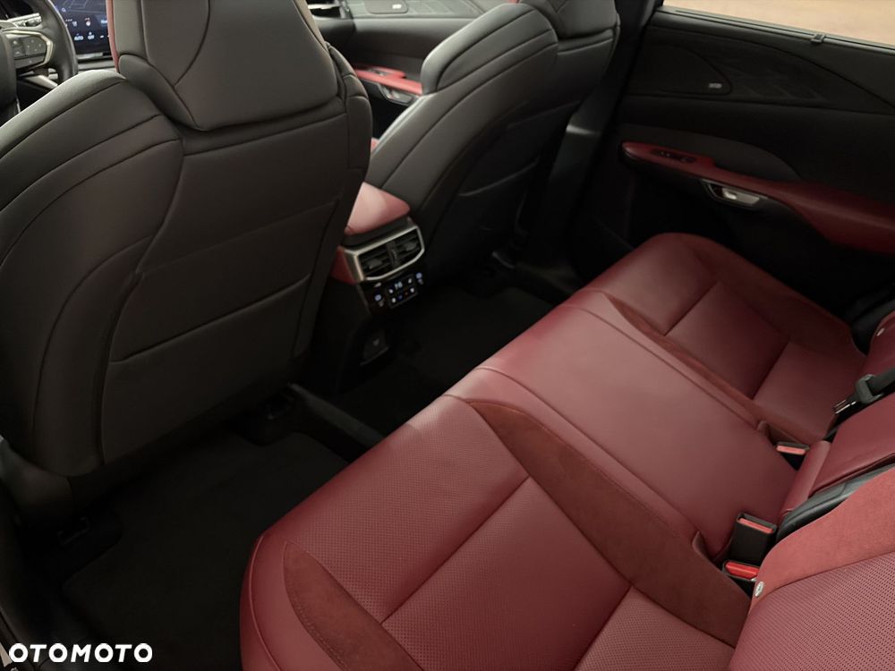 Lexus RX - 12