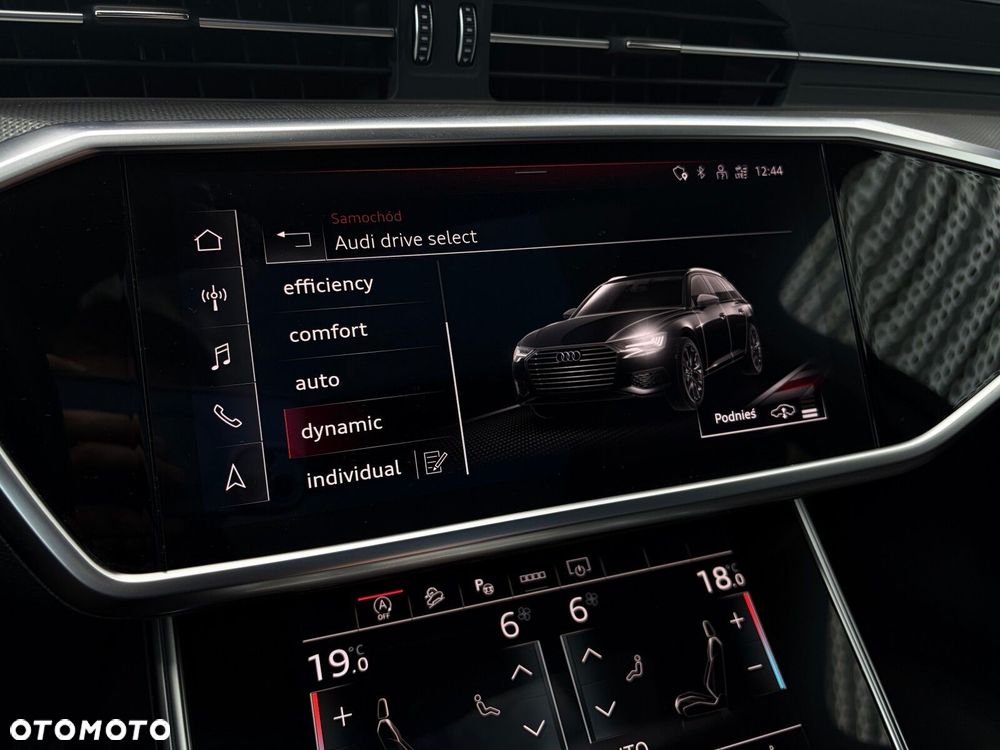 Audi A6 Allroad - 32