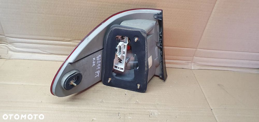 Lampa prawy tył tylna prawa Mercedes E-Klasa W211 Kombi A2118201264 - 6