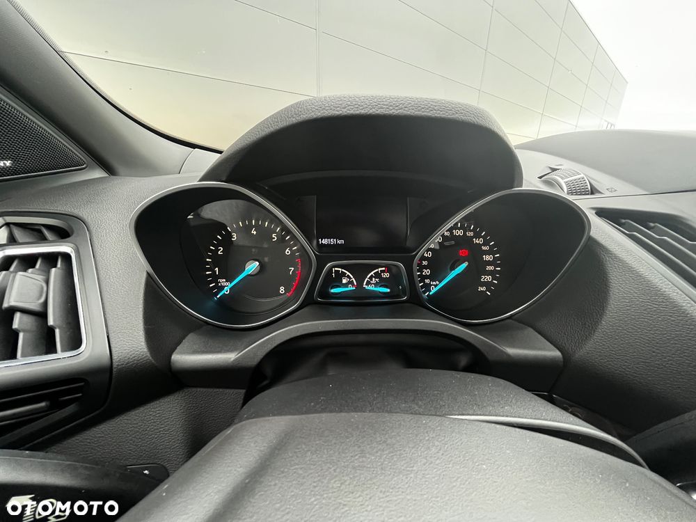 Ford Kuga 1.5 EcoBoost 2x4 ST-Line - 18