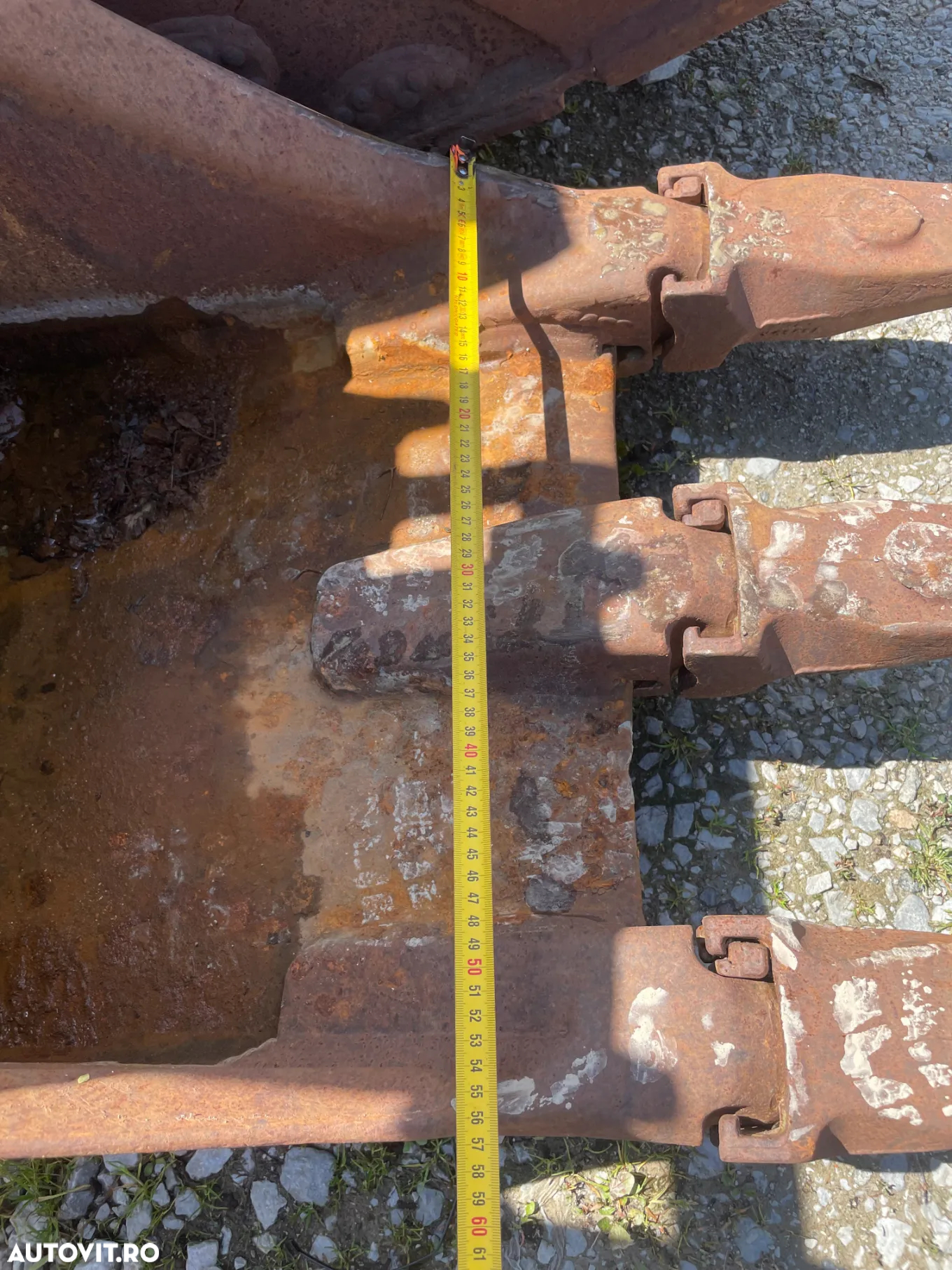 Cupa Sapat pentru excavatoare latime de 570 mm - 7