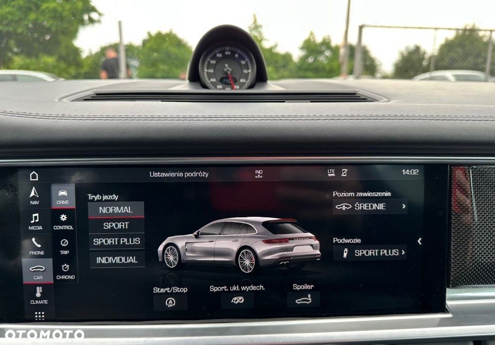 Porsche Panamera - 21