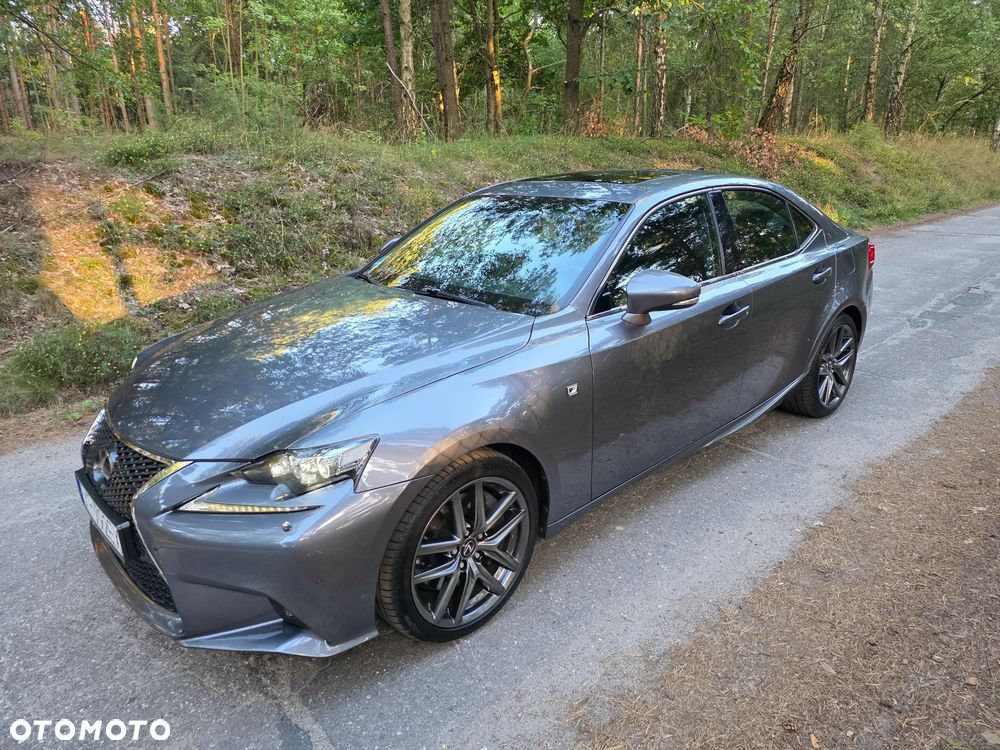Lexus IS 200t Sport Line - 18