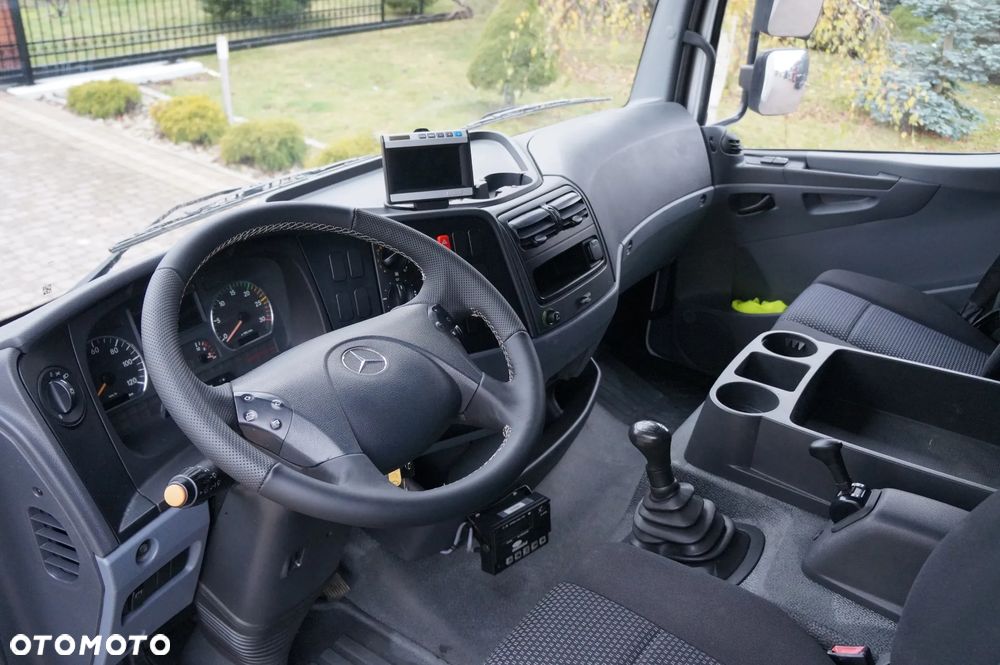 Mercedes-Benz ATEGO 1318 EURO 5 132 TYS KM CHŁODNIA CARRIER 750 WINDA - 10