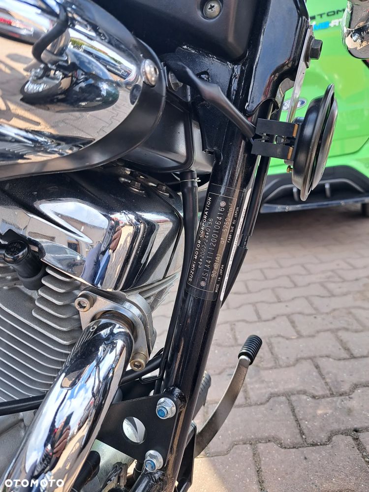 Suzuki Intruder - 13