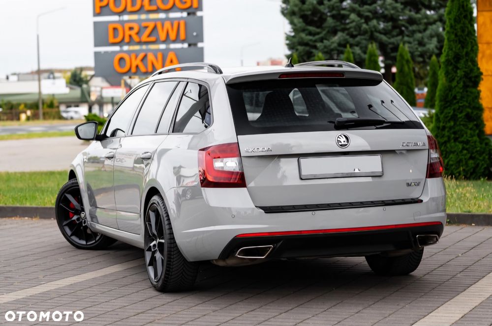 Skoda Octavia 2.0 TSI DSG RS 230 - 18
