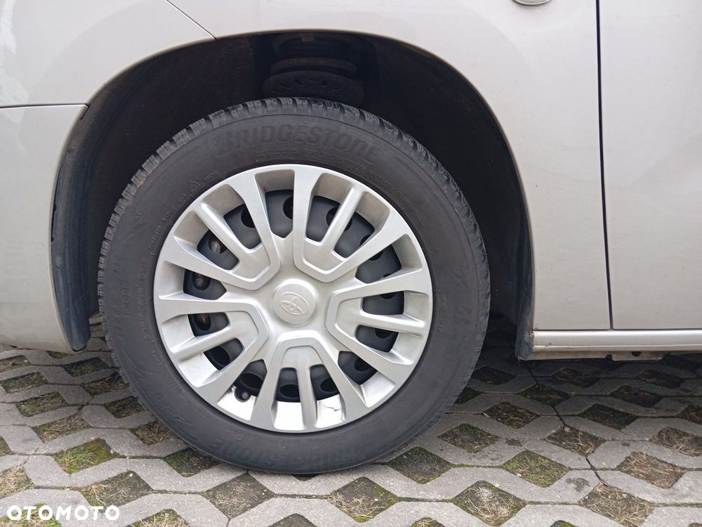 Toyota Proace City Verso 1.2 D-4T Business - 24