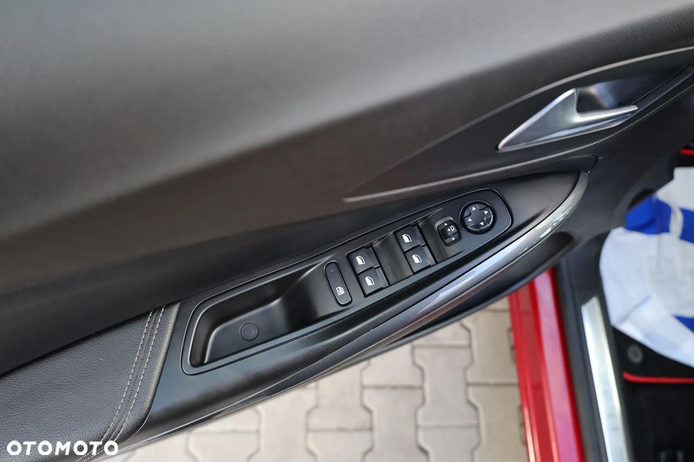 Opel Grandland X 1.6 Start/Stop Automatik Ultimate - 17