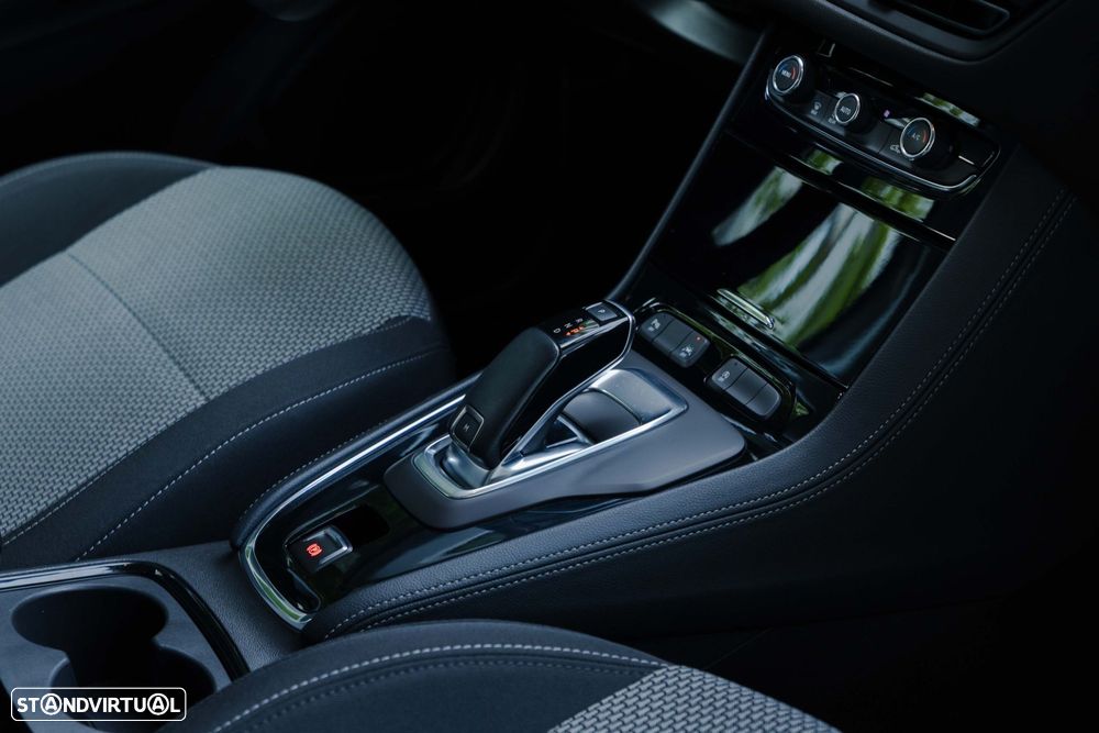 Opel Grandland 1.5 CDTI Business AT - 24