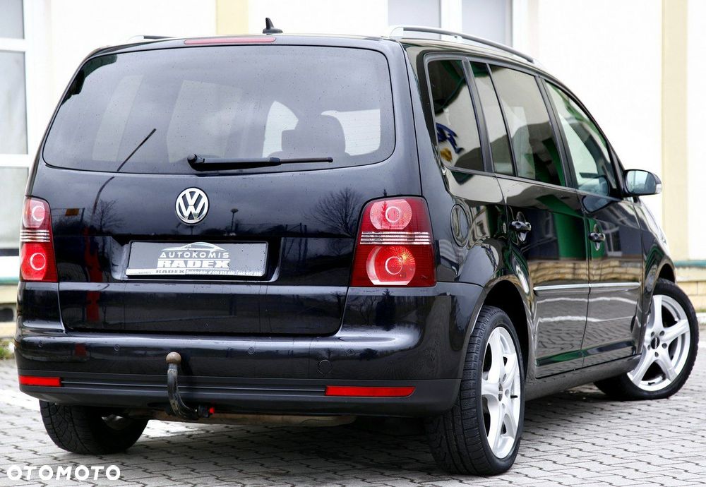 Volkswagen Touran 2.0 TDI Highline - 21