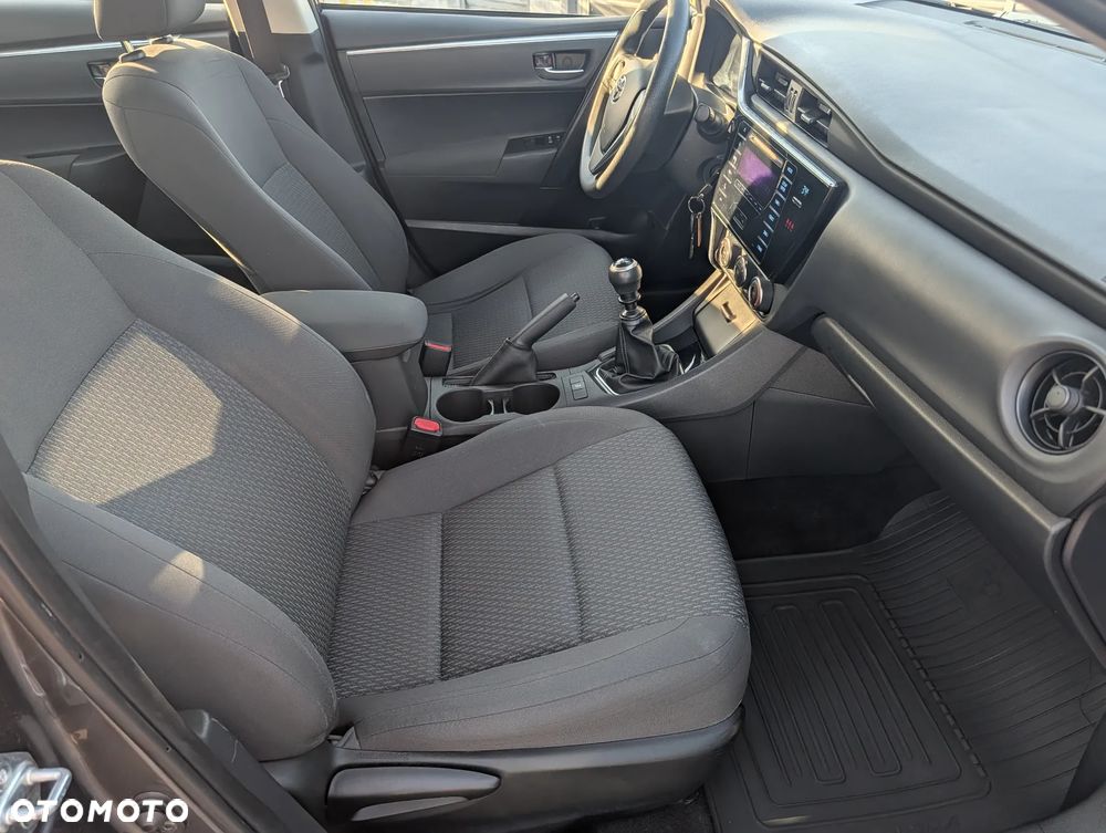 Toyota Corolla 1.33 Active - 18