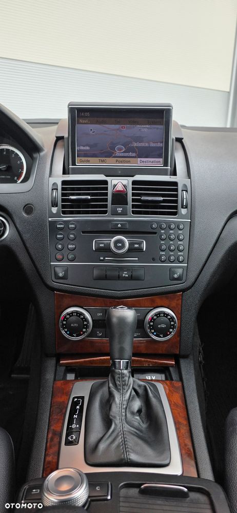 Mercedes-Benz Klasa C 180 Kompressor Automatik BlueEFFICIENCY - 9