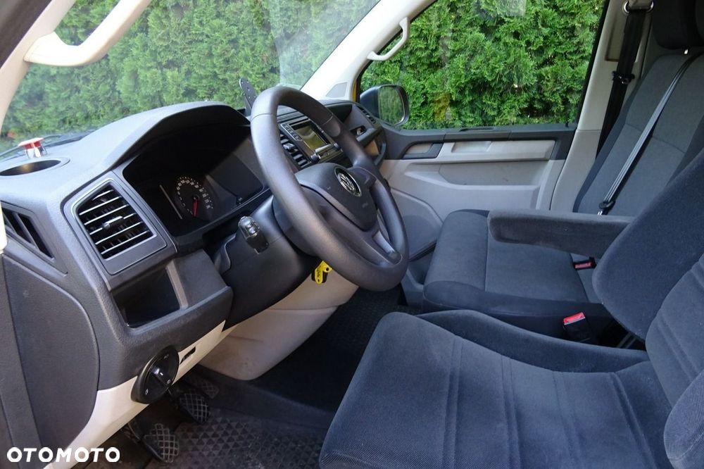 Volkswagen Transporter - 8