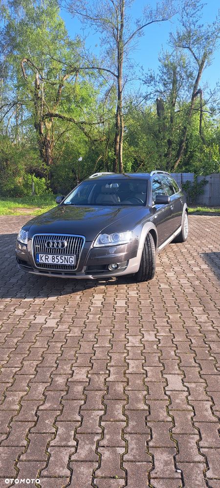 Audi A6 Allroad - 1